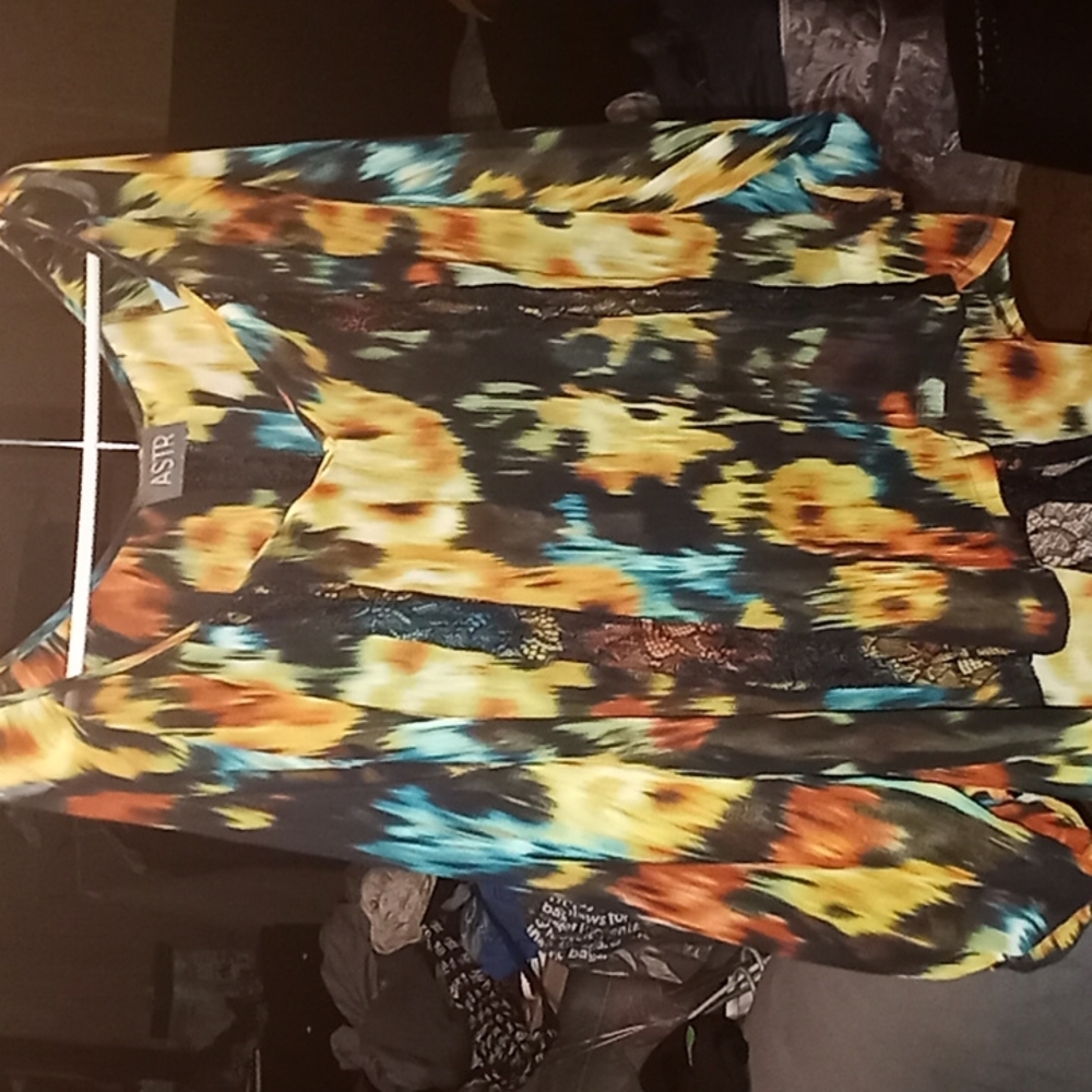 Multicolored shirt